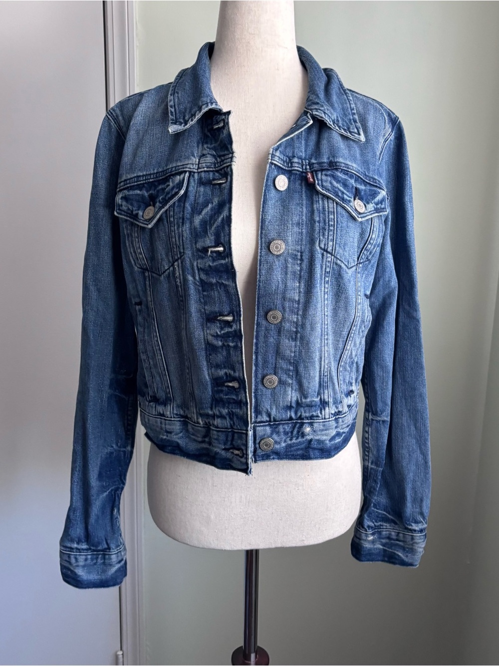 Levi's Women's Medium Wash Blue Denim Jacket